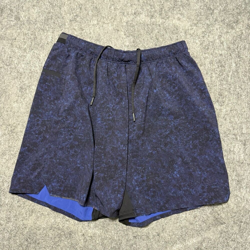 Lululemon Mens Pace Breaker Shorts Size 28 XS Extra Small Abstract Pattern Gym